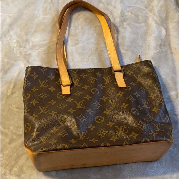 SOLD Authentic Louis Vuitton handbag - Picture 2 of 13